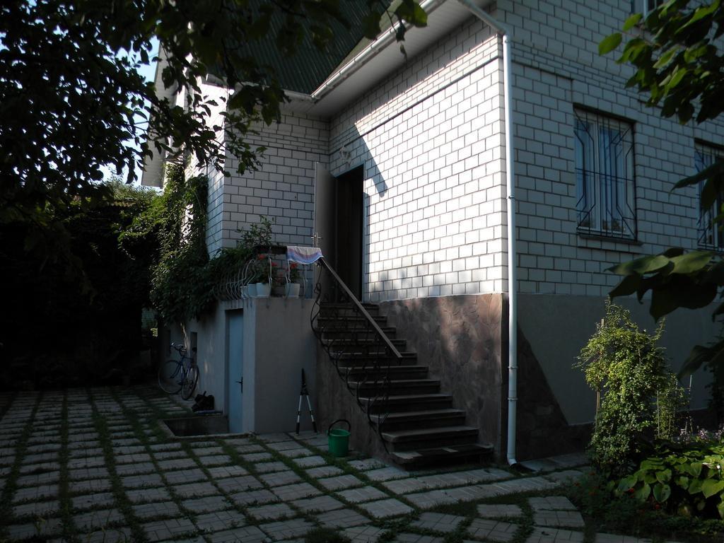 Guest House Dacha Kiev Eksteriør bilde